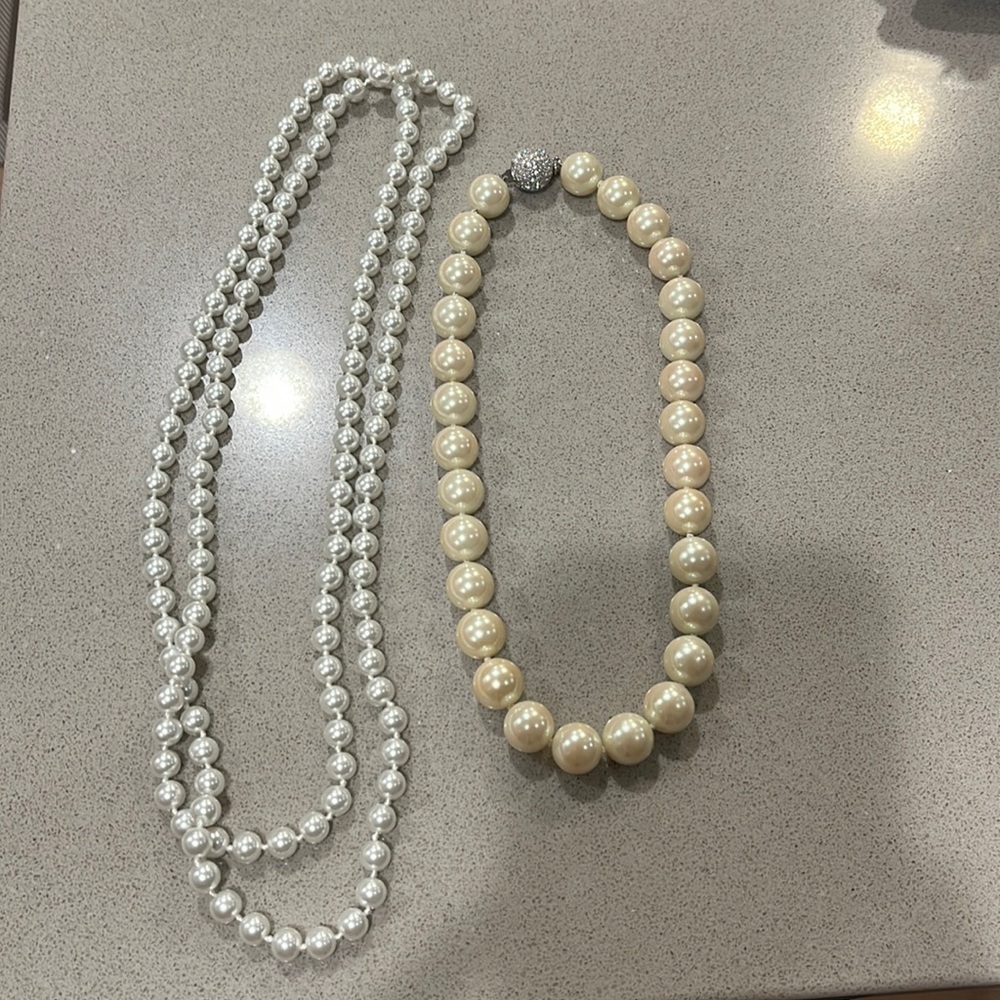 2 pearl costume jewelry necklaces